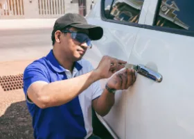 Car Locksmith in Downers Grove, IL